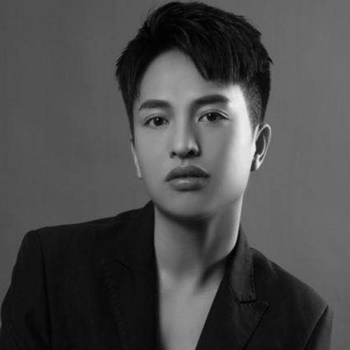 上饶发型师许洹