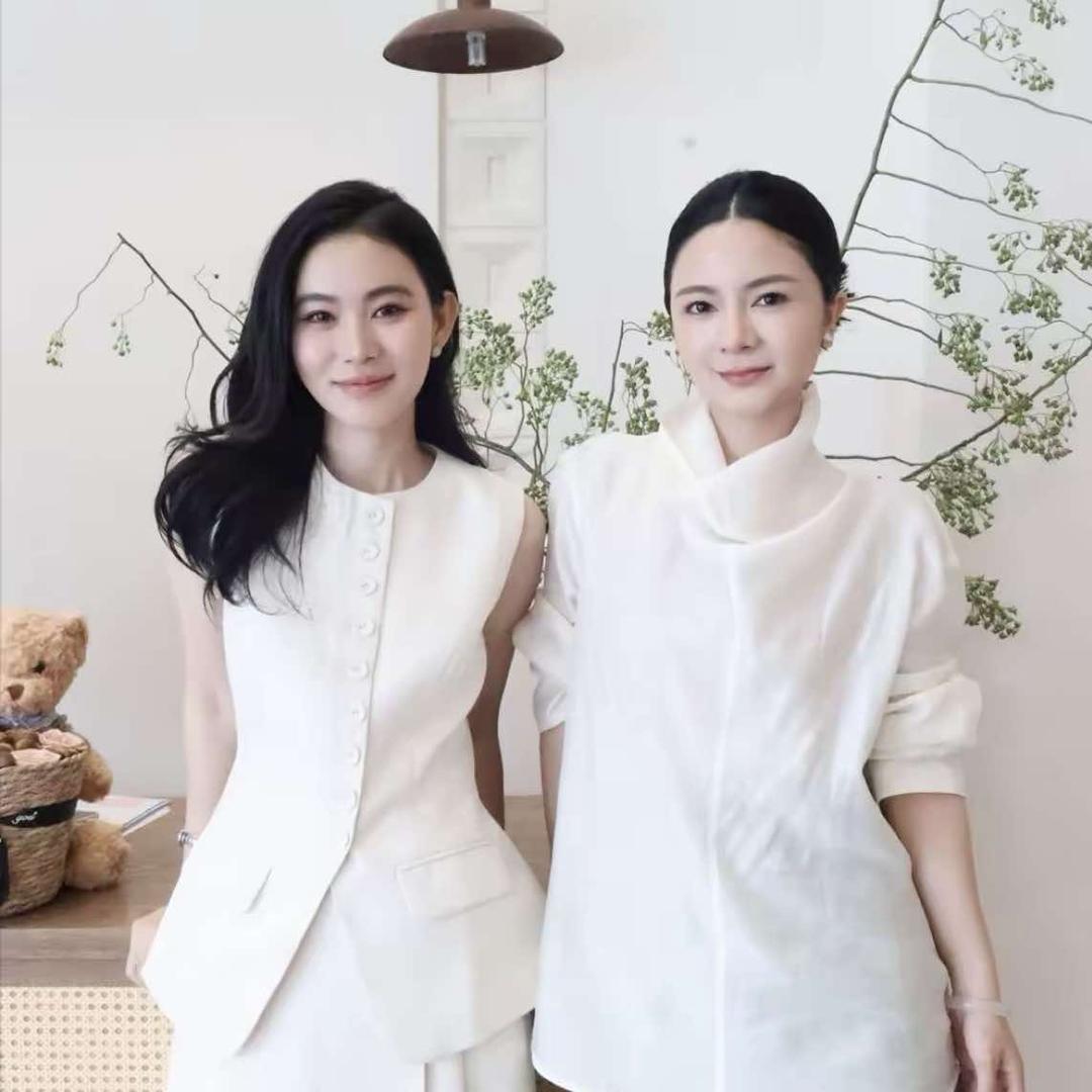 菲尔美学之美女纪录片