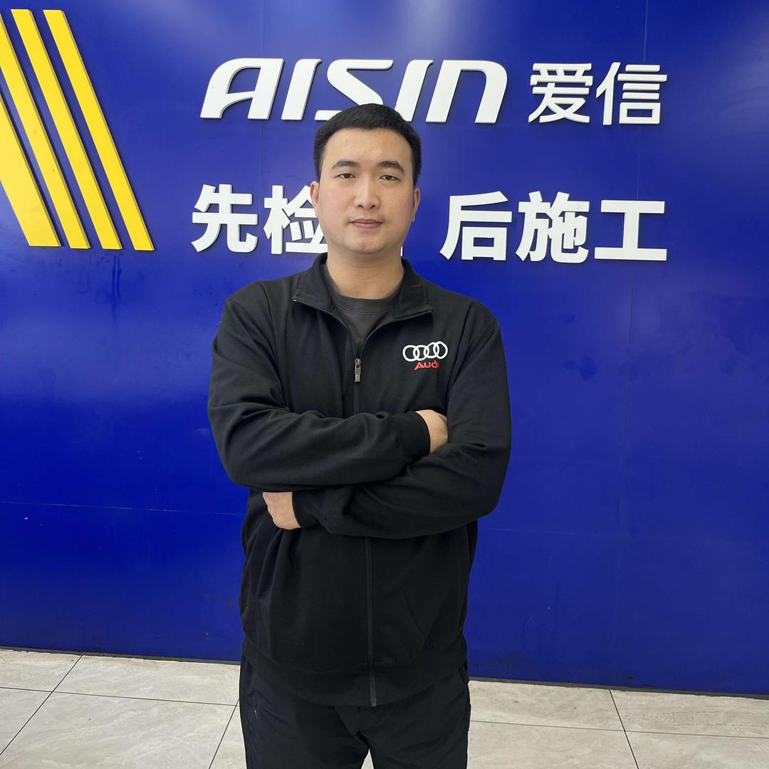 上海吕联汽修服务中心