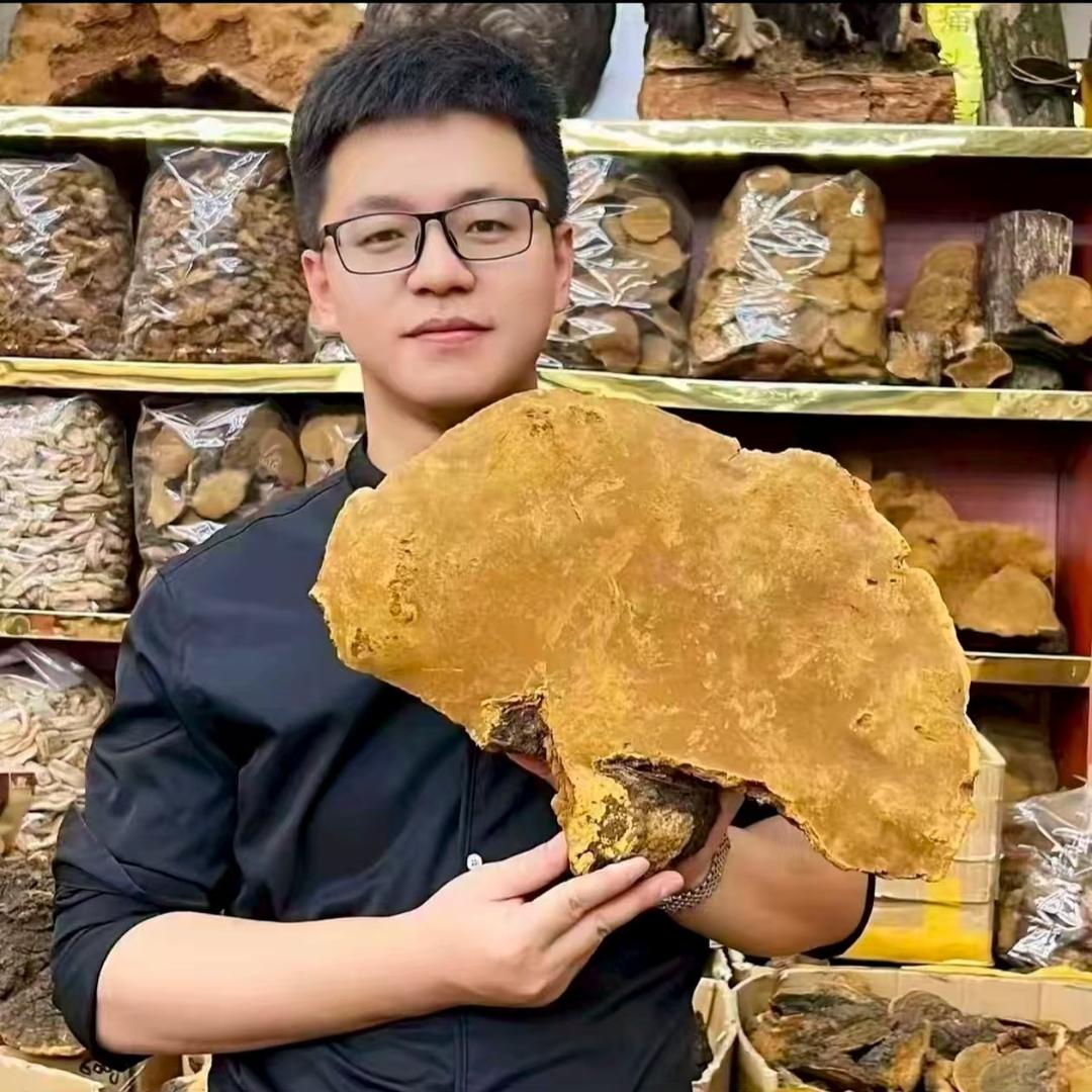 袁瑞泽爱山货·福瑞