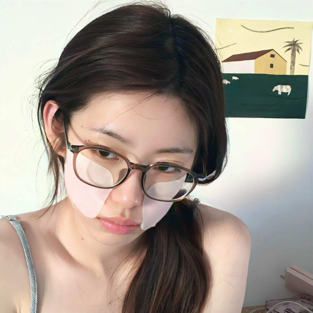 LILI梨里·美甲美睫