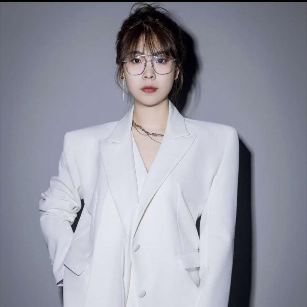 临沂女发型师张恩琪