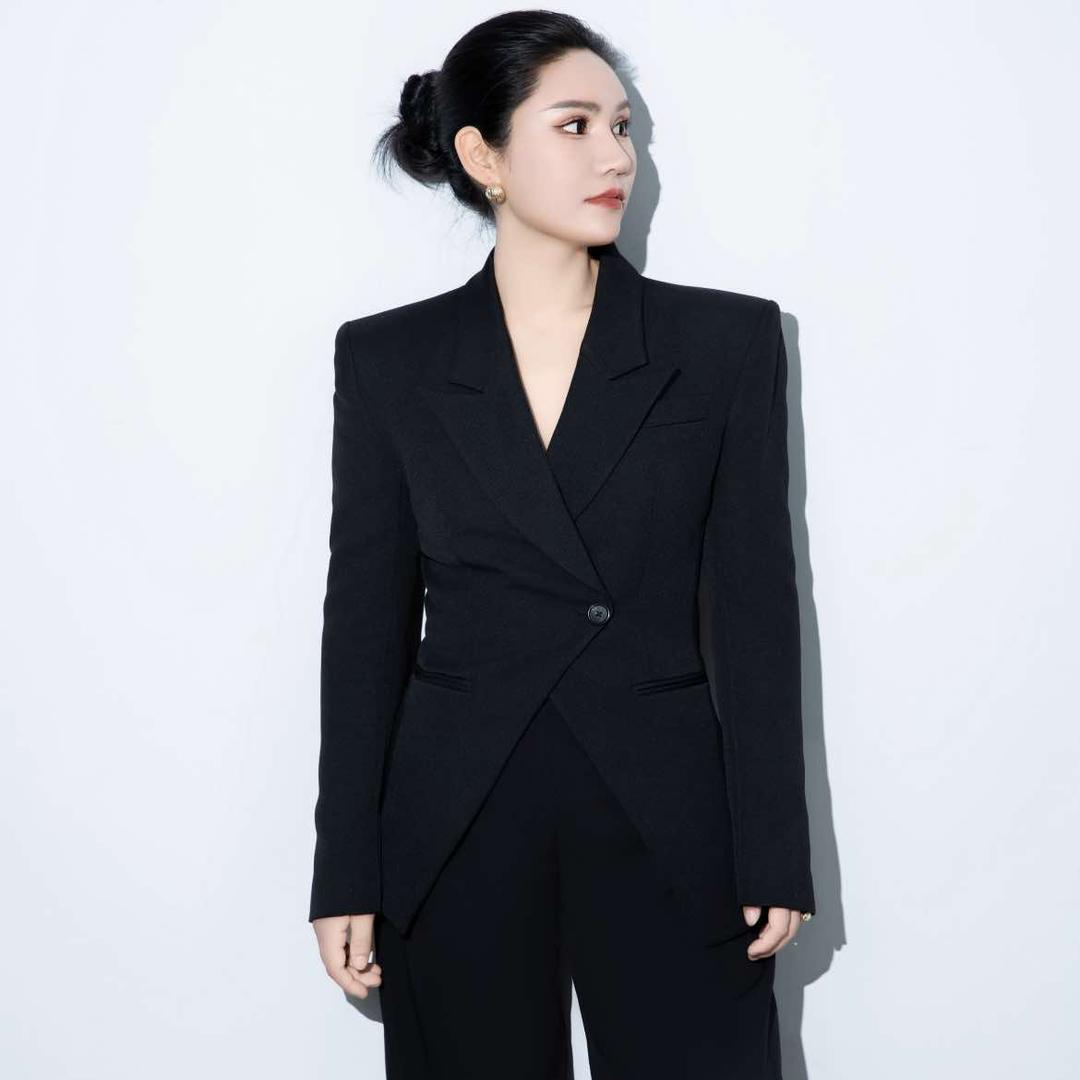 子氧晶晶美肤坊