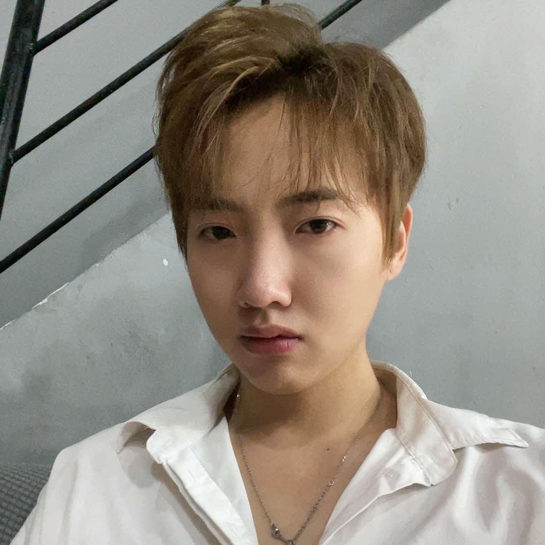 普宁纤艺发型设计