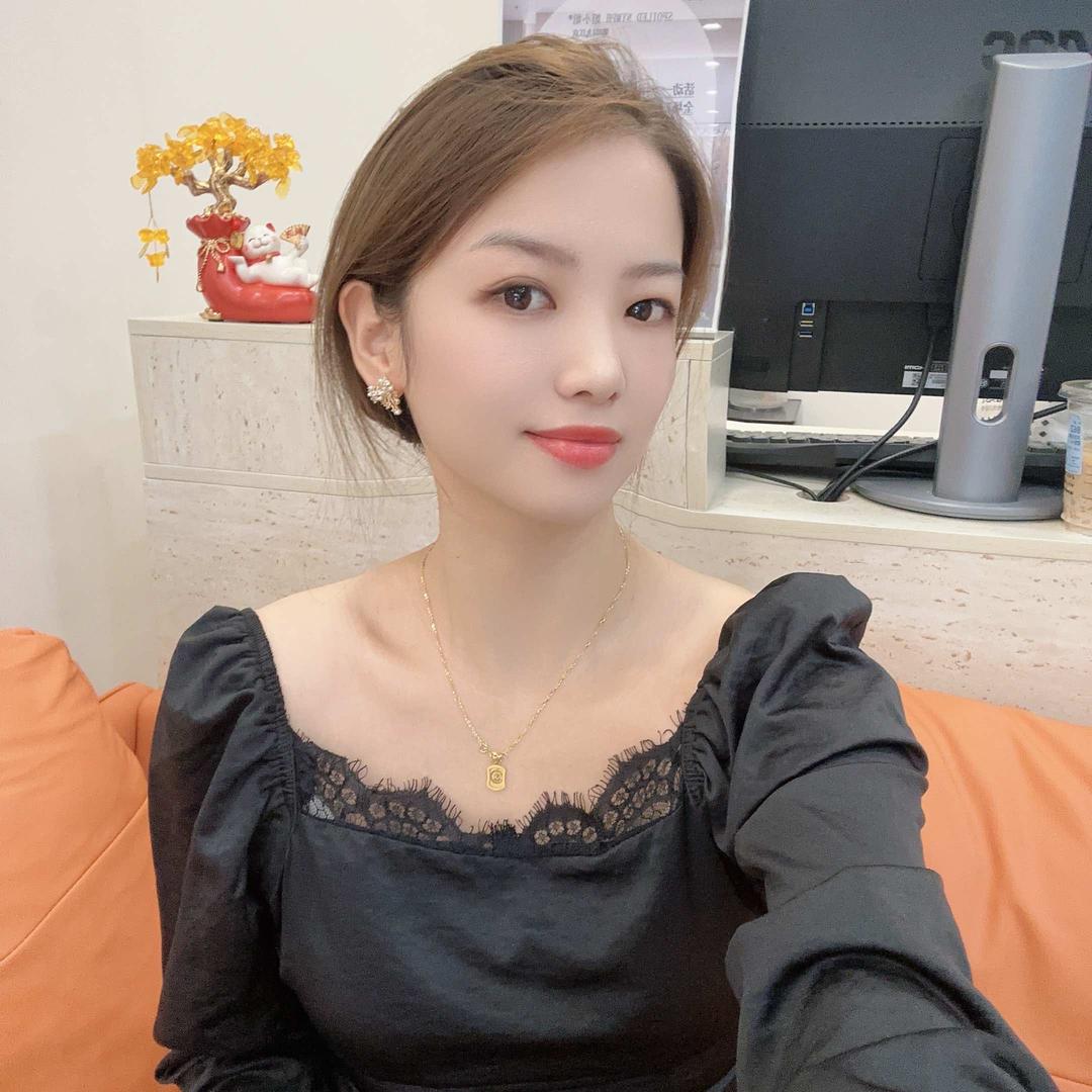 妲小姐女装