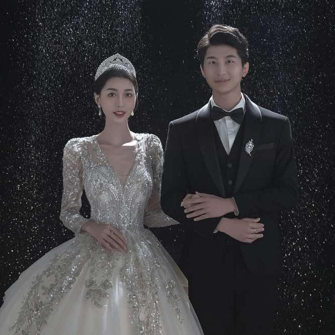 薇亚婚纱摄影官方号