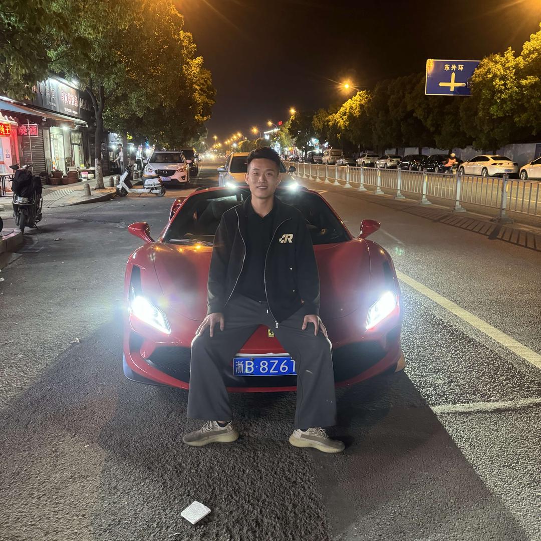 鸿鼎汽修范范（底盘整备治理烧机油）