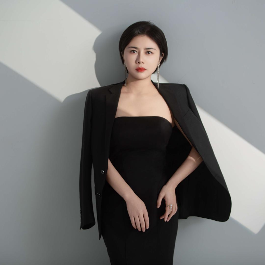 溆浦县丽娜科技美肤中心