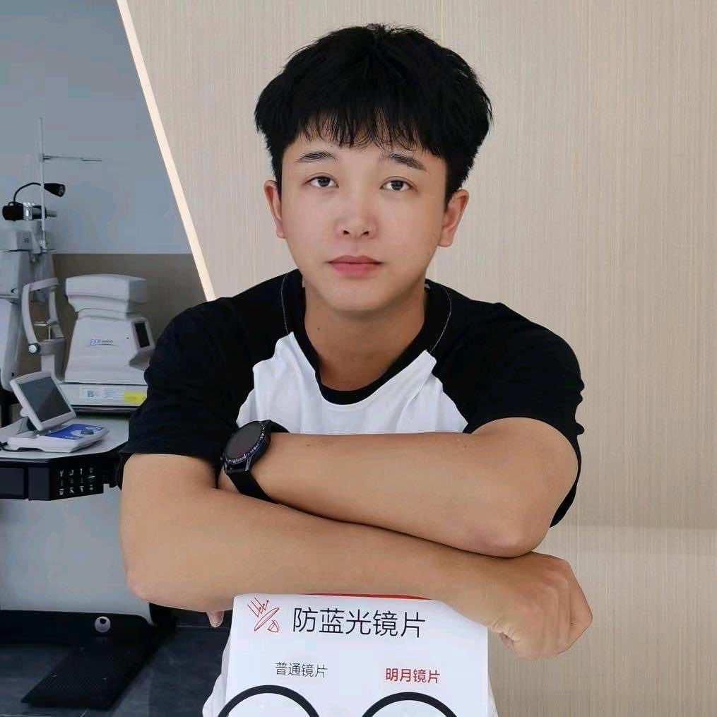 明辰眼镜团结报店