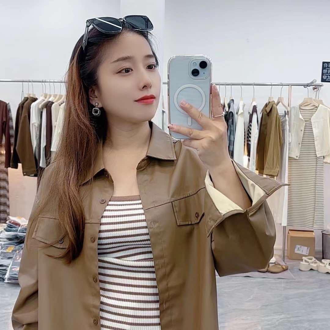 通城爱沐衣格女装琼琼