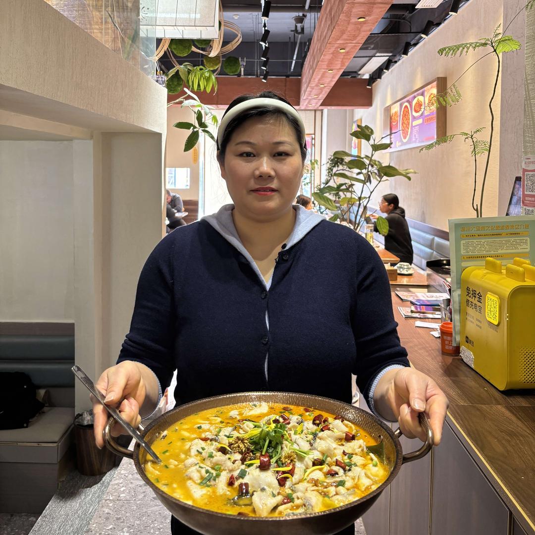 （扬州小乔）橙鱼落宴酸菜鱼·干锅牛蛙