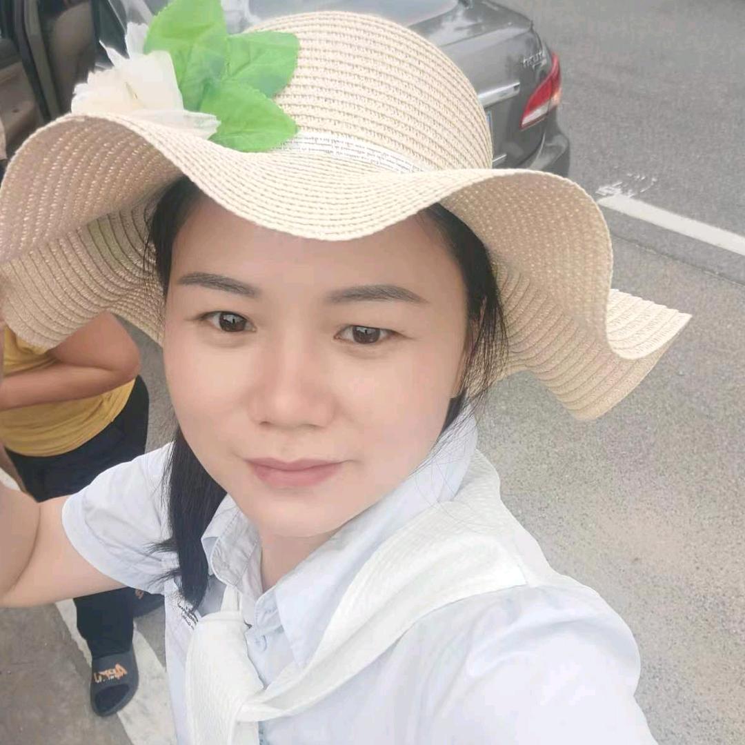 德庆大角鹿瓷砖一飞飞