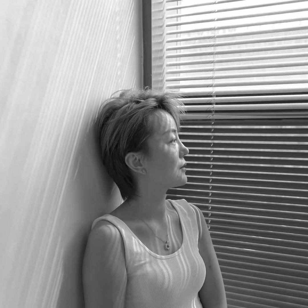 V.微美业官方号微微专业女士烫发