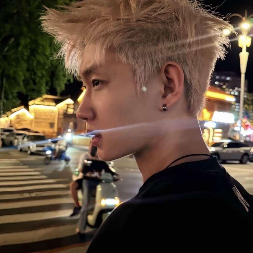 发随炫艺