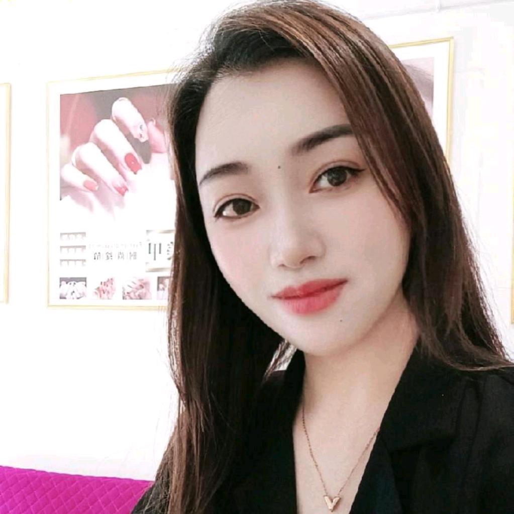 龙潭艾菲美甲美睫官方号
