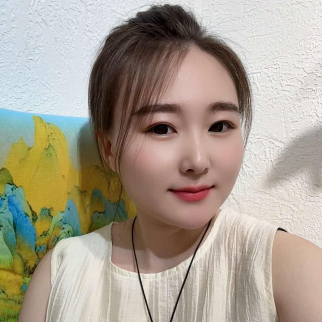 何佳慧服装零售店铺