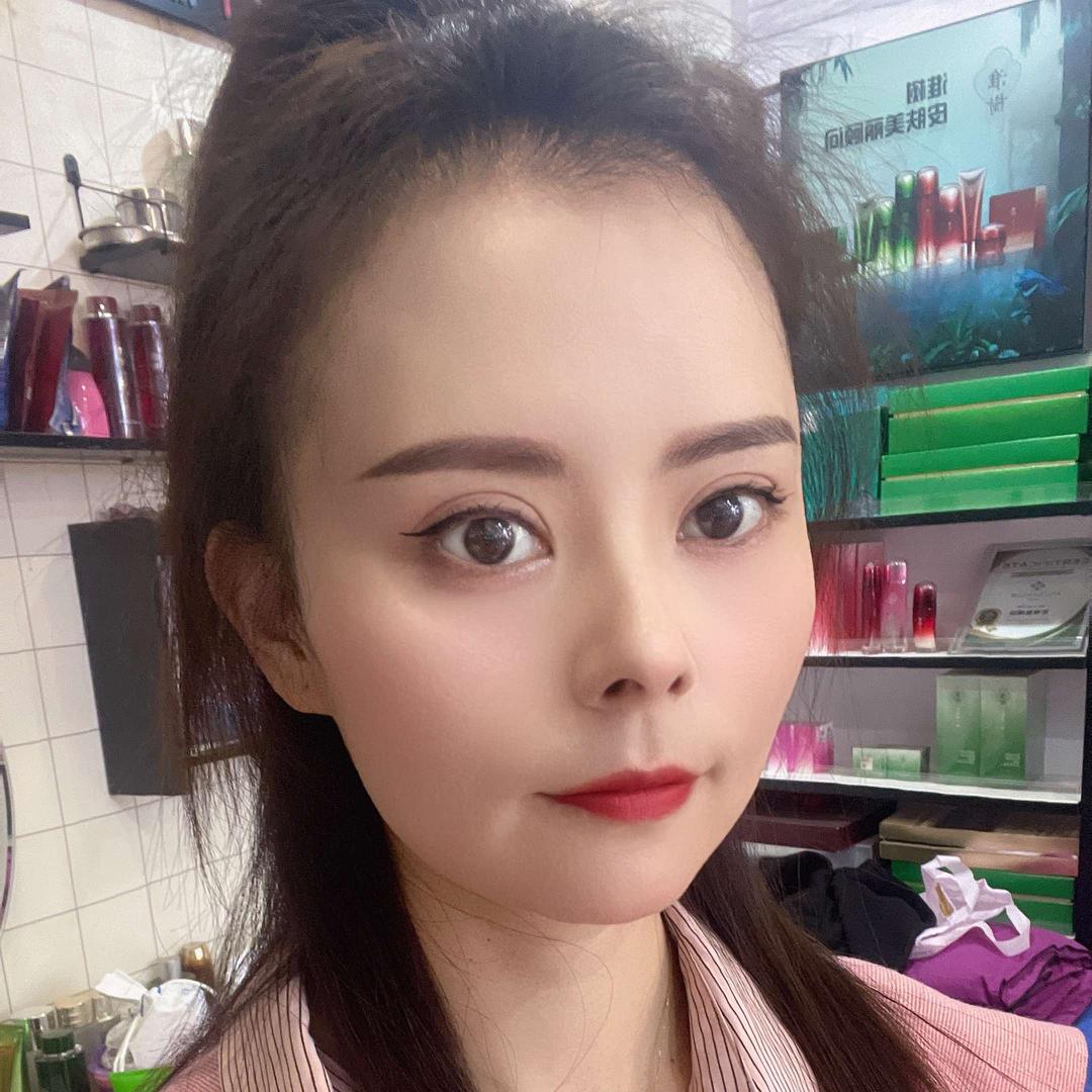 稼依同和步行街美妍名妆