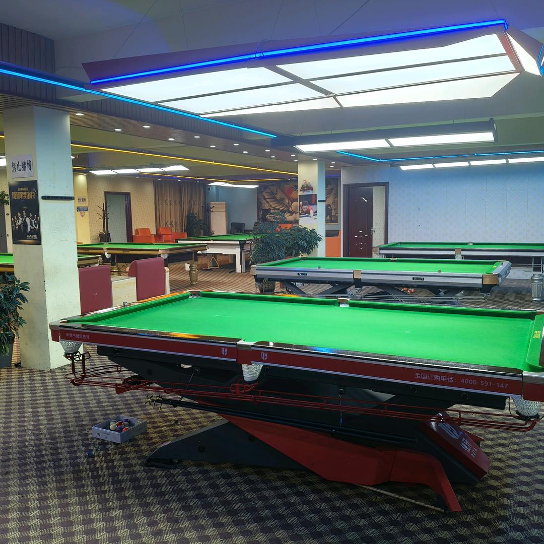 工布江达县铂爵台球俱乐部