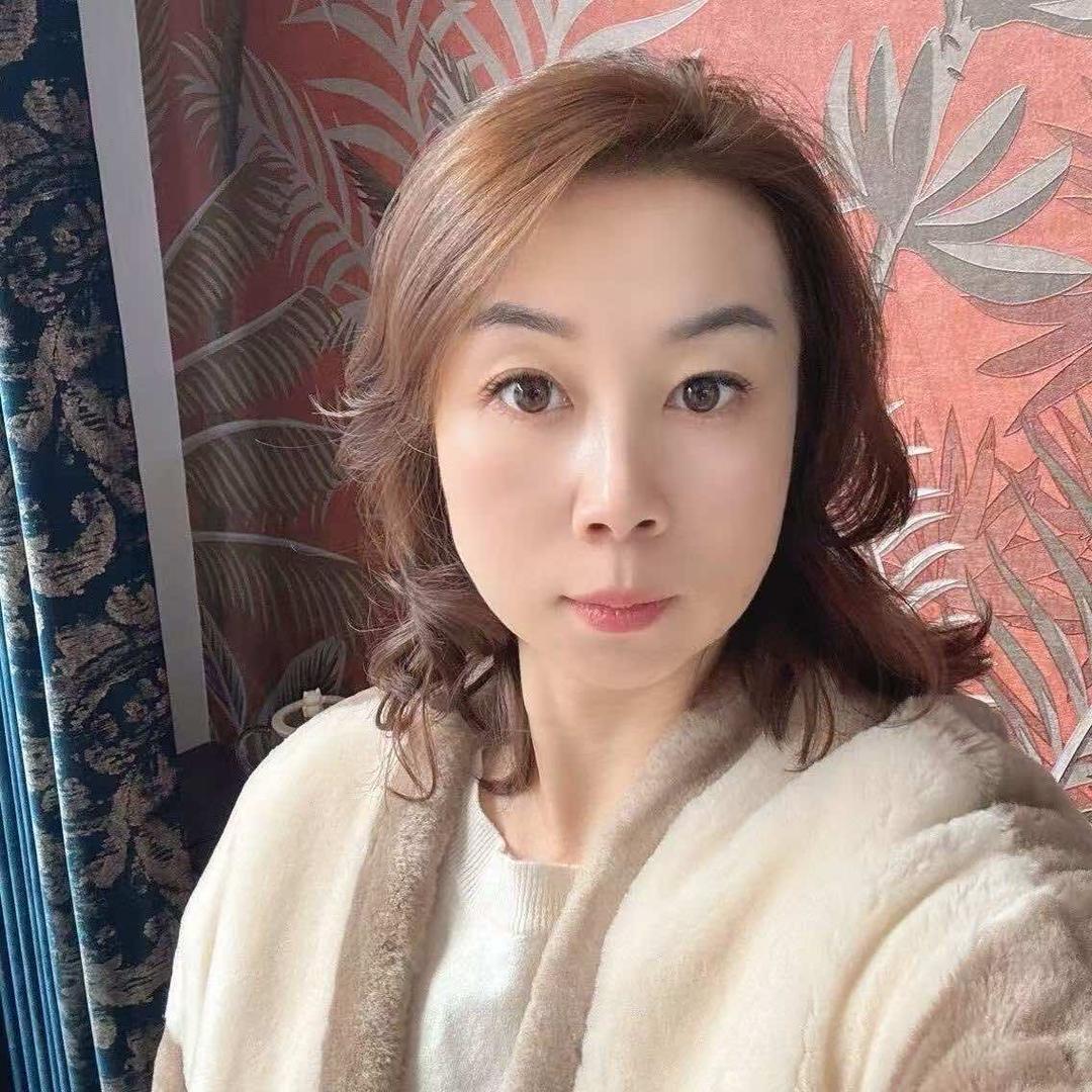 瓦房店新城软装窗帘微微(朗里国际)