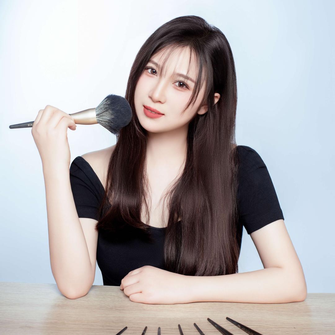 X化妆工作室官方号