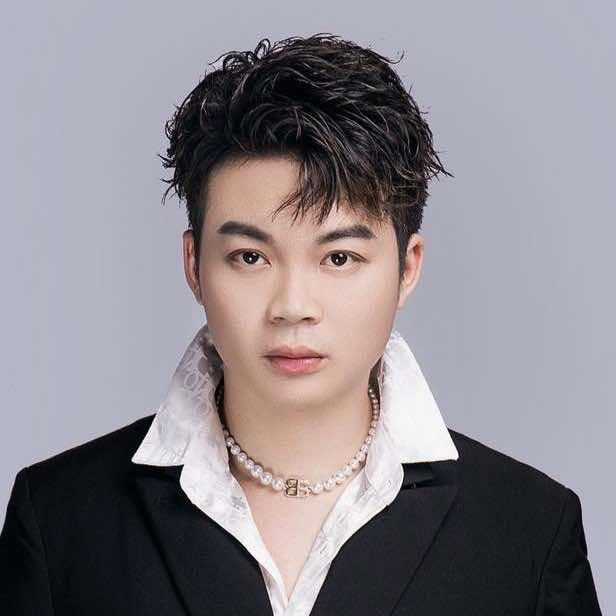 黄星减龄发型设计（龙哥说洗护在橱窗）