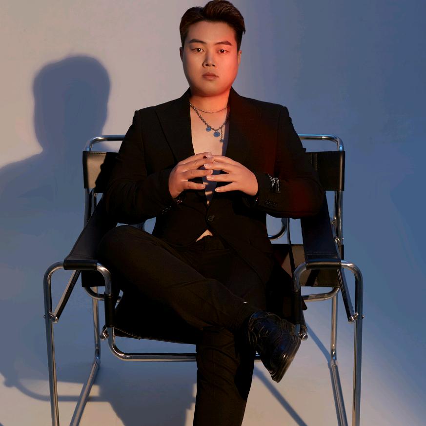 开封市李凯专业烫发设计头像
