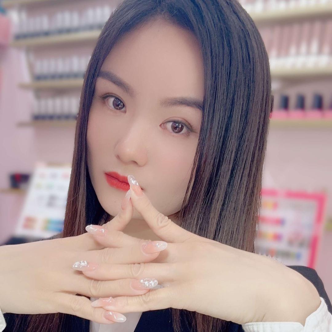 美甲熊左右手美甲美睫官方号
