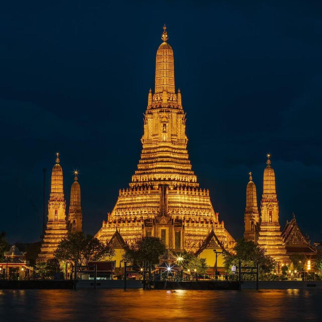 快乐假日国际旅行社乐乐