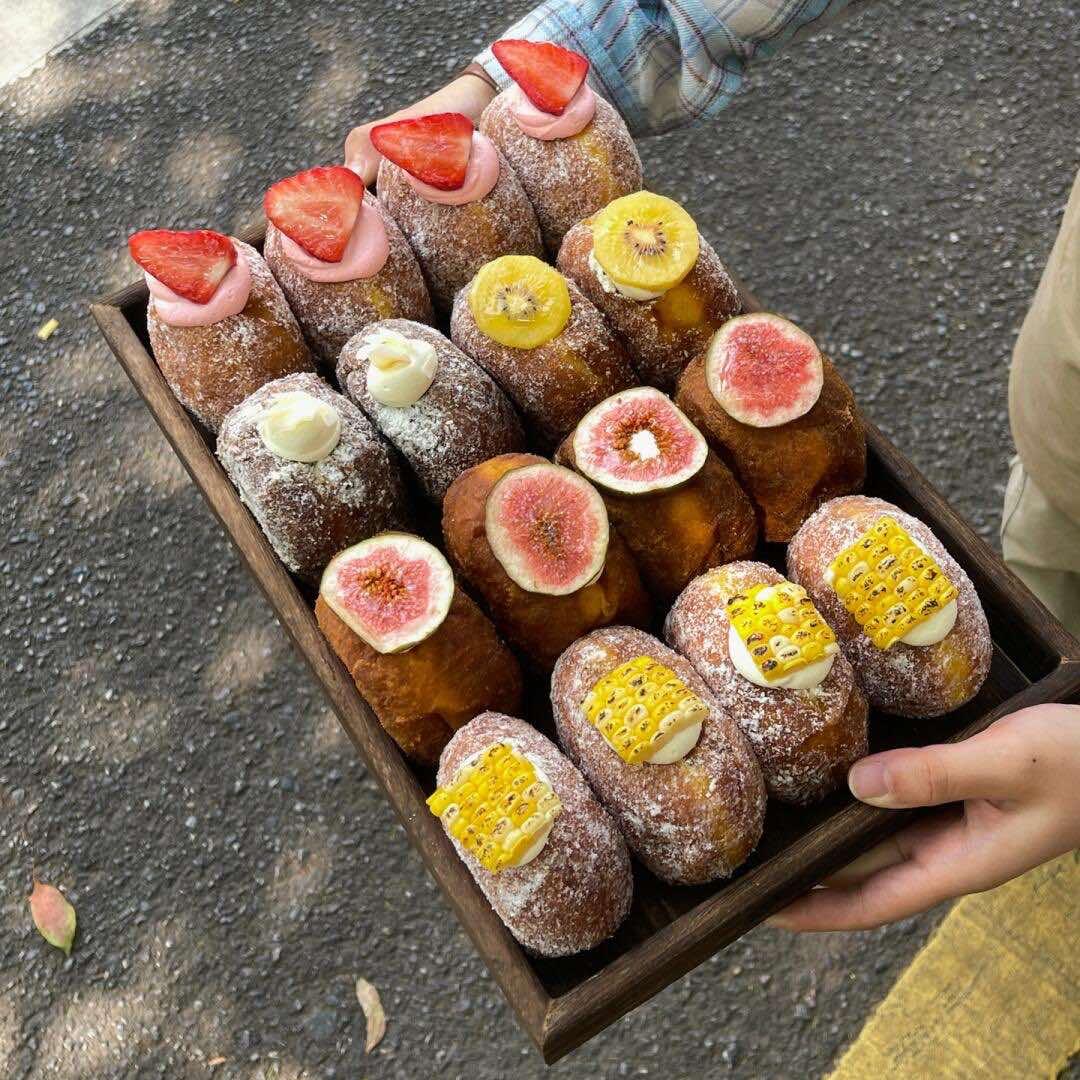 颜知糖生甜甜圈