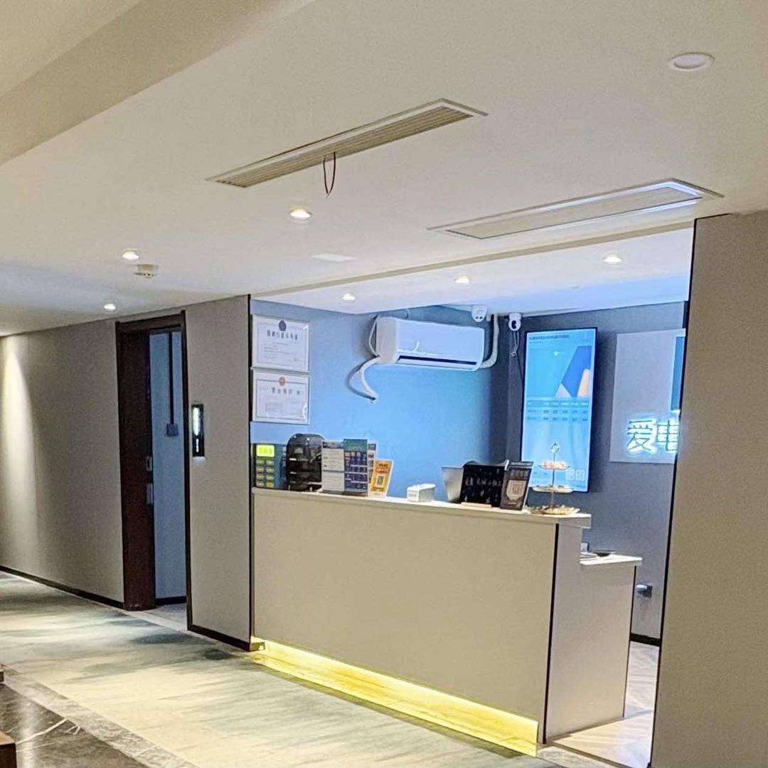 IDJ爱电竞酒店(杭州东站新风地铁站店)