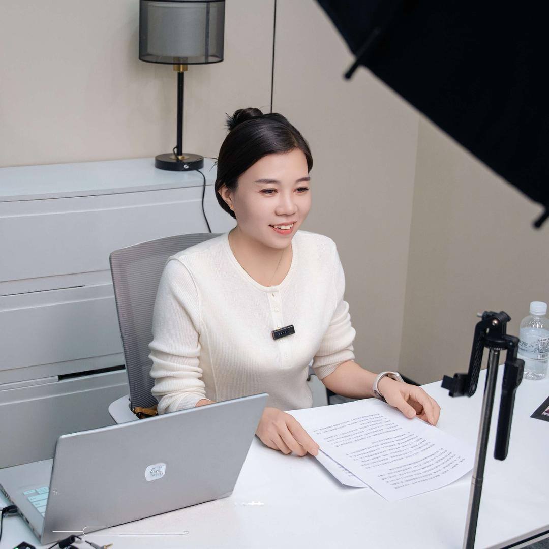 昆山俪友德-凤芹