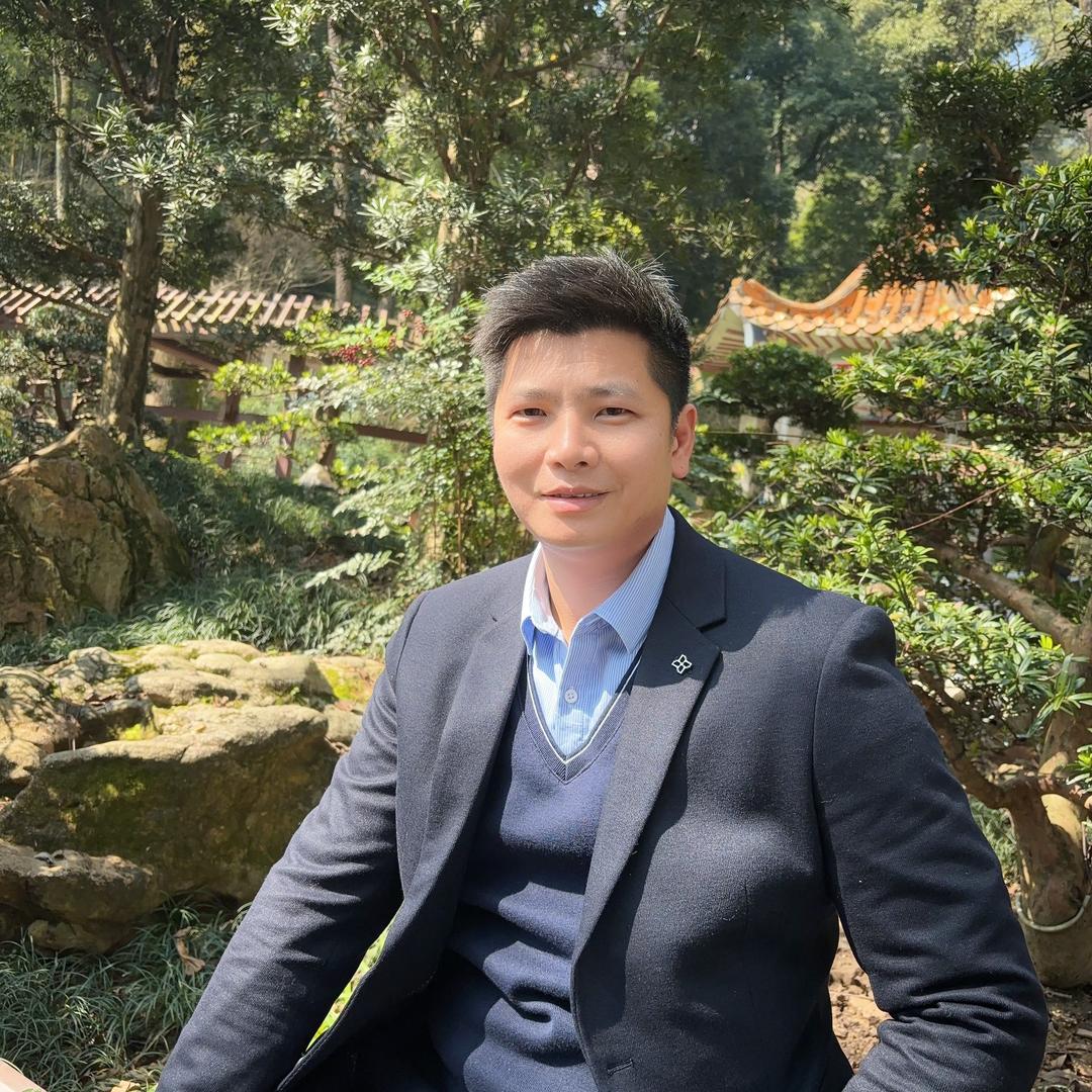 鲨派车衣始兴店