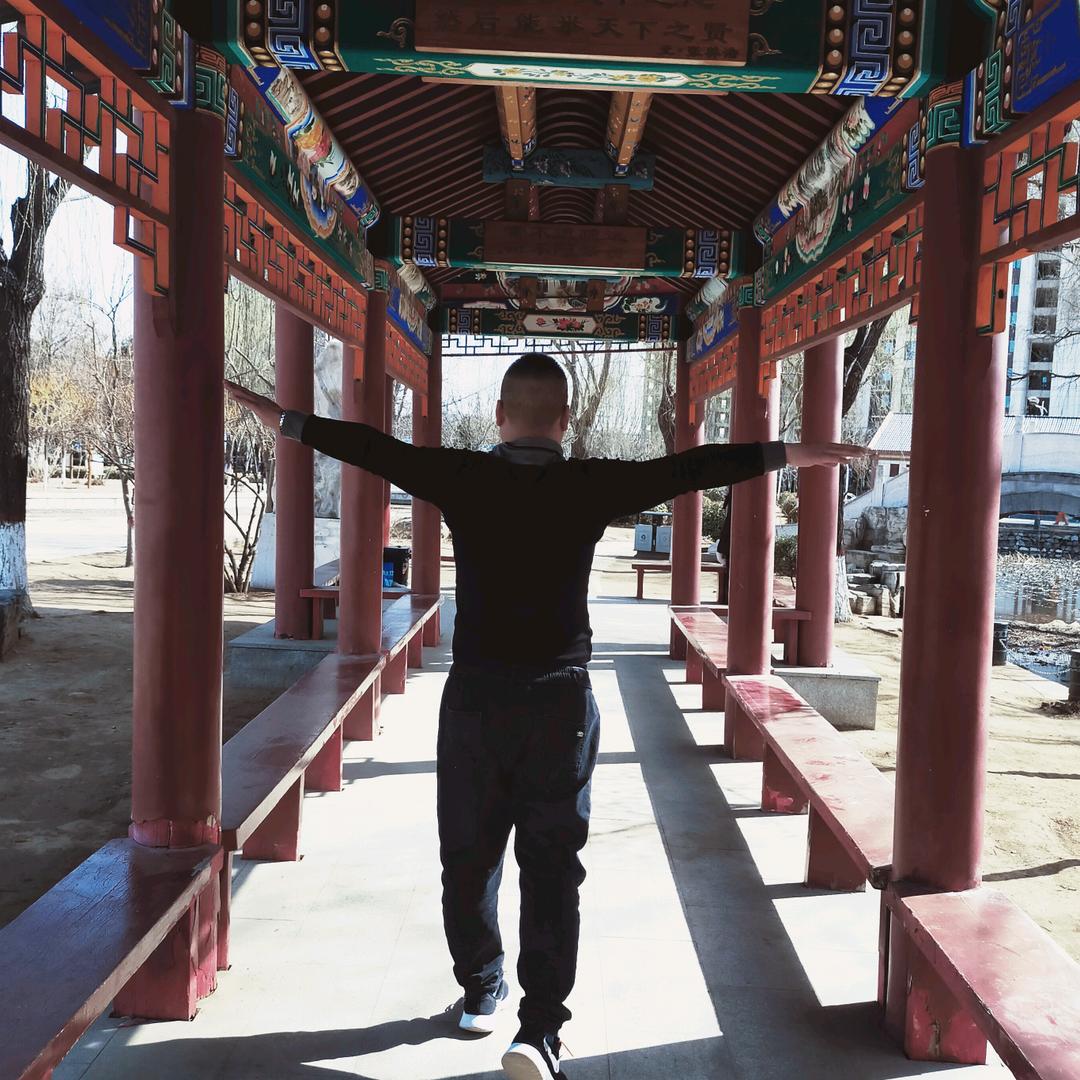 出头岭巡友烧烤特色烤鱼