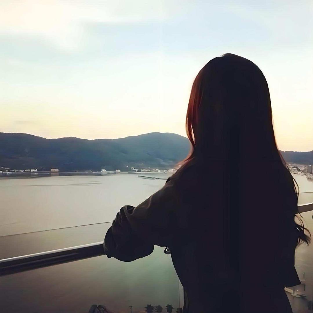 万源蝶美美容美甲店