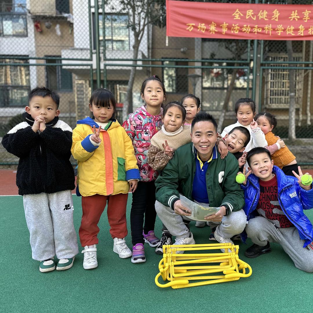廖爸是运动长高教练
