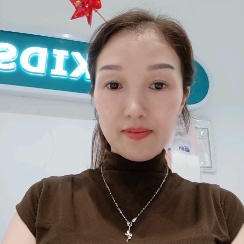 双峰小魔方童装