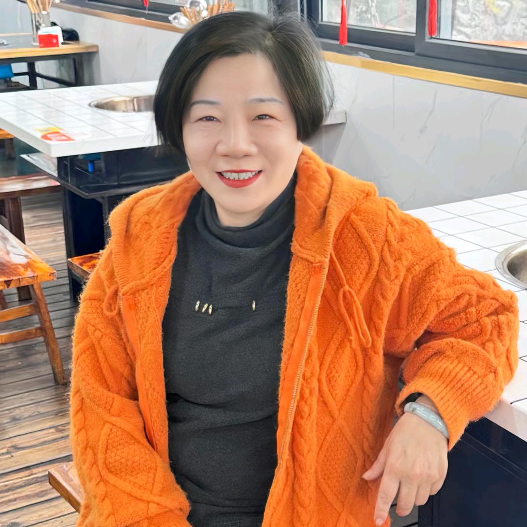 懒兔儿火锅蔡姐