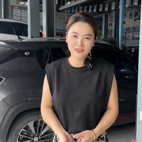 绵竹赛浪凤姐修车