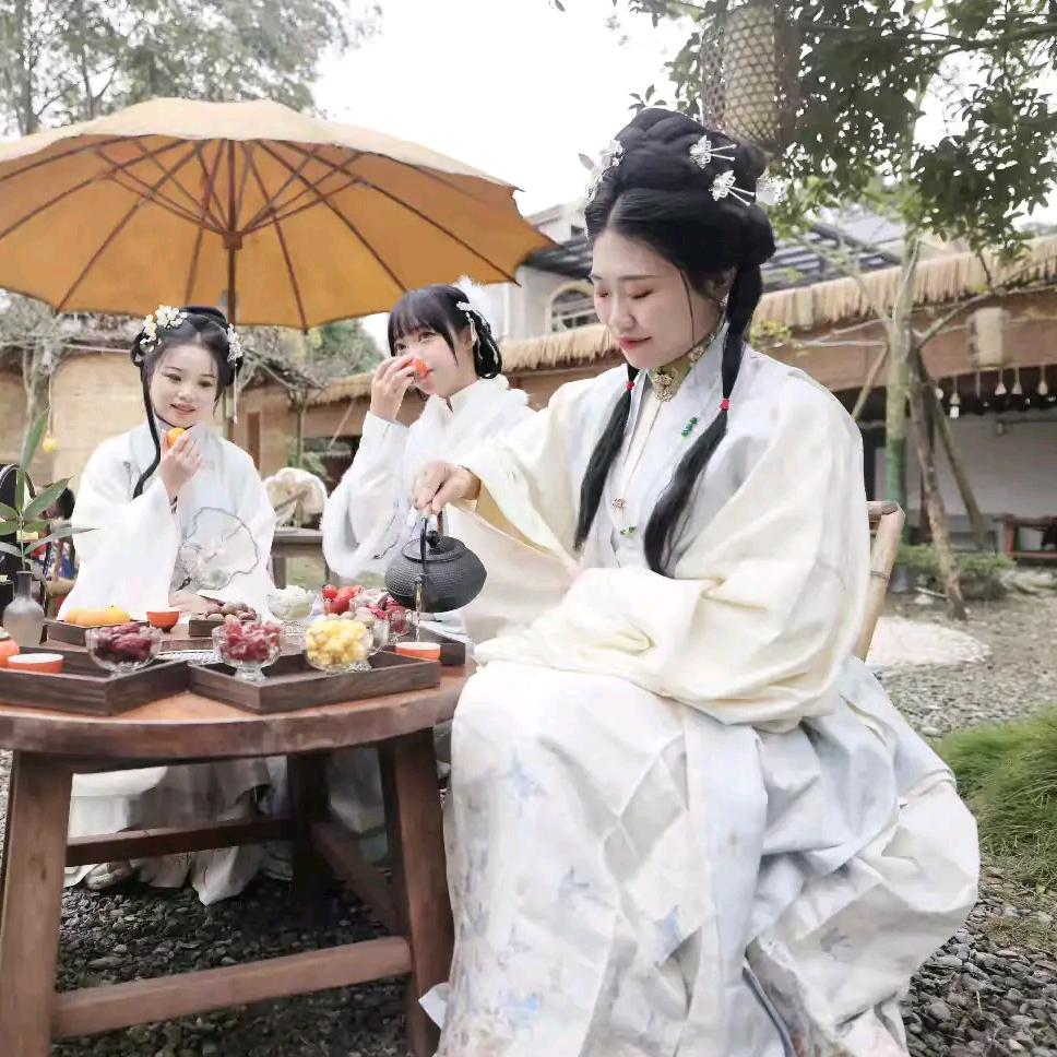 扬雄文化国风园