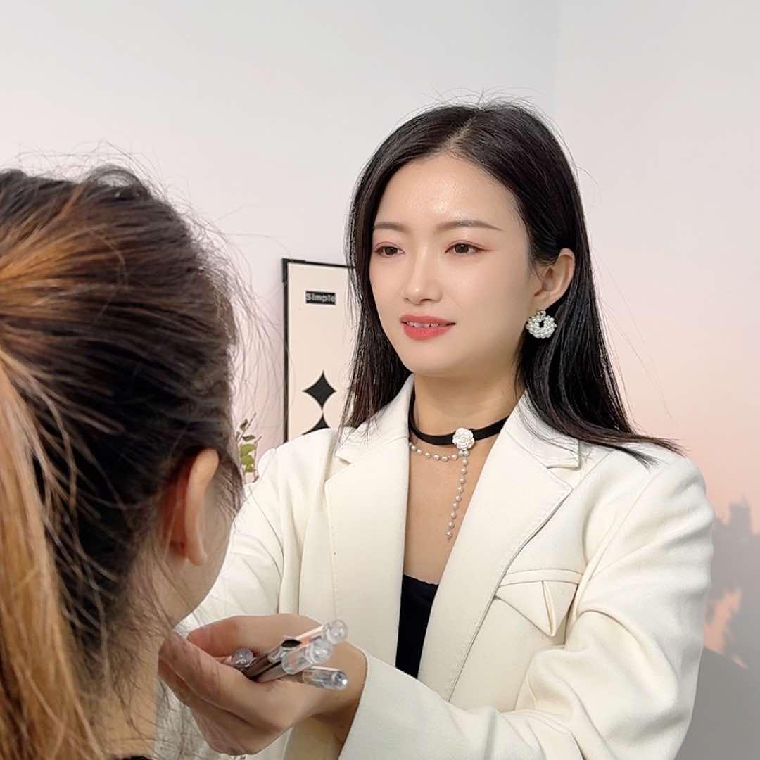 乌鲁木齐·眉你不行 -美业君姐