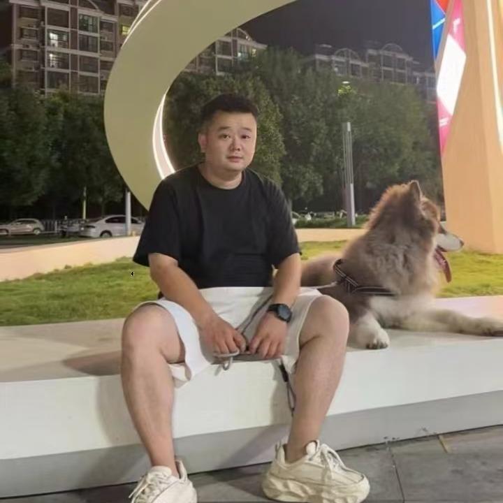 在下盼龙