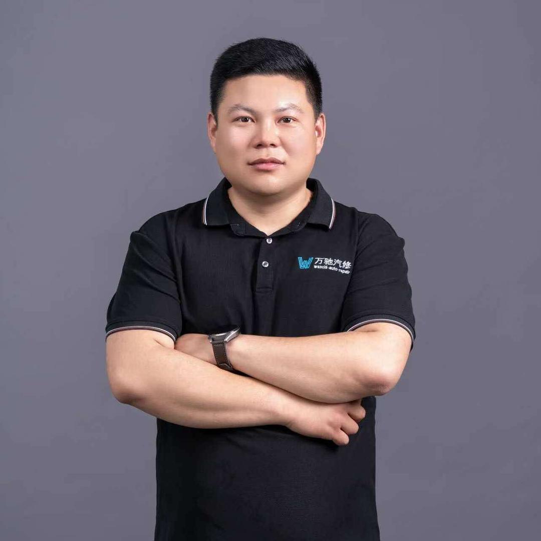 修奔驰的CEO-阜阳万驰