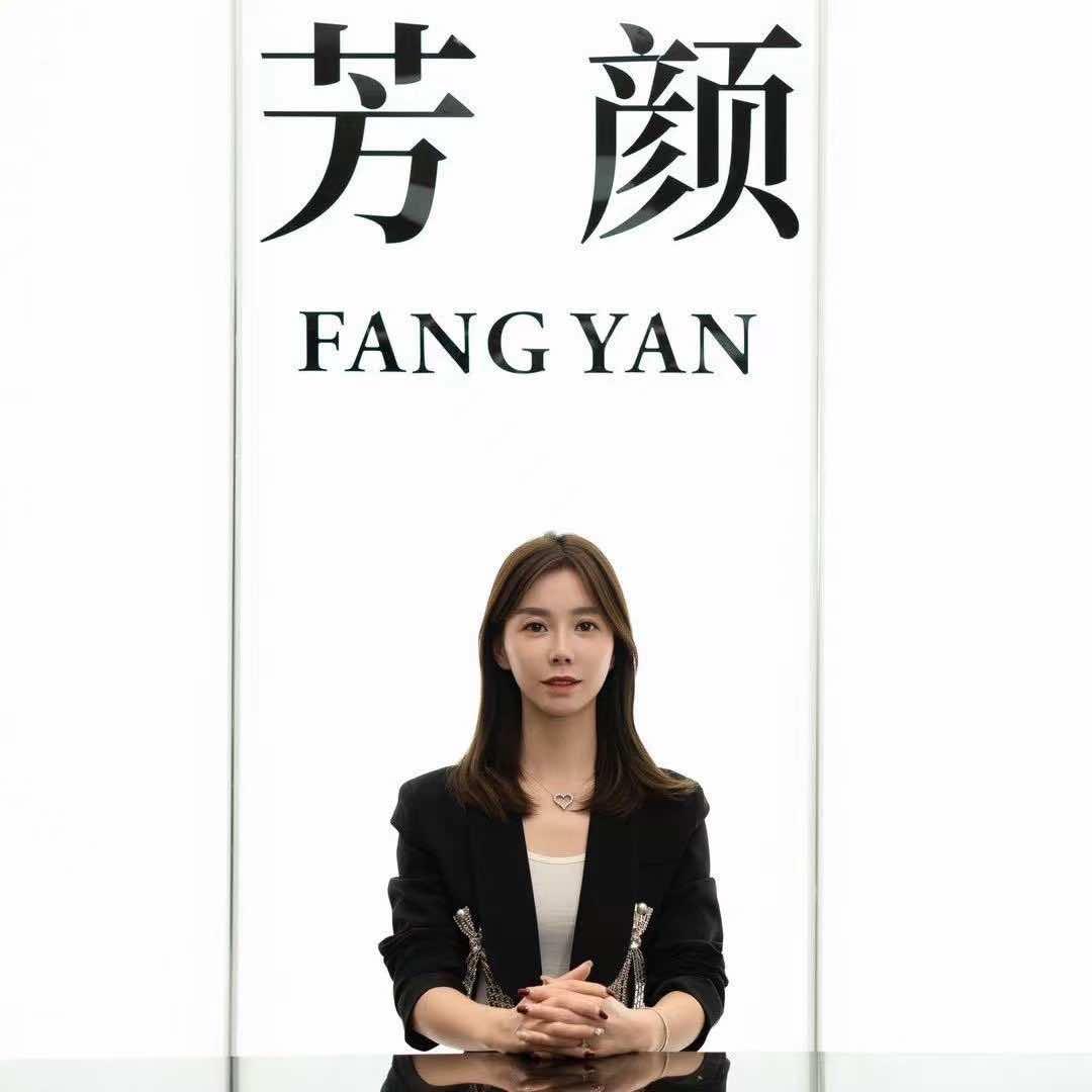 芳颜自助女装(温州火车站店)