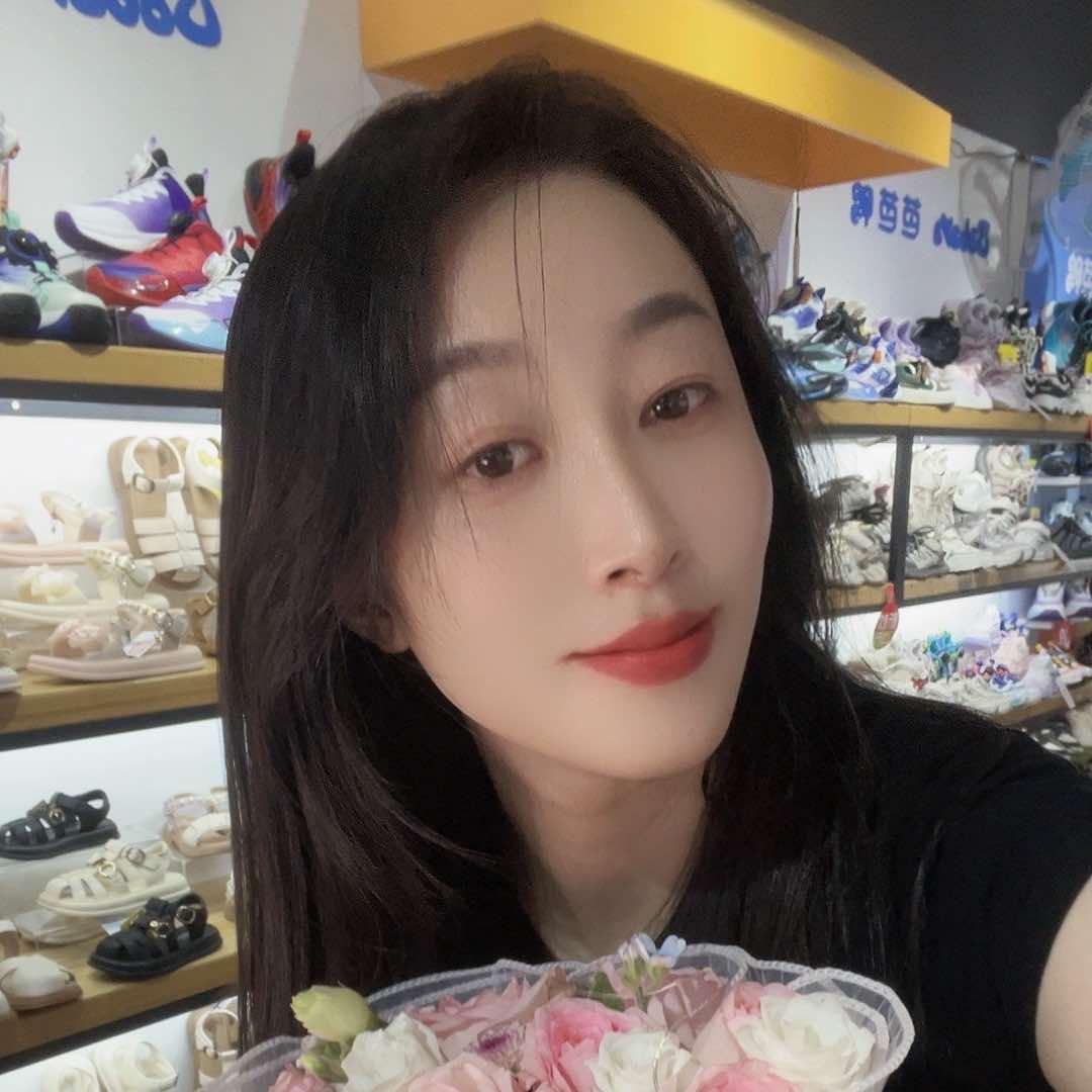 芭芭鸭环球(利辛张村店)