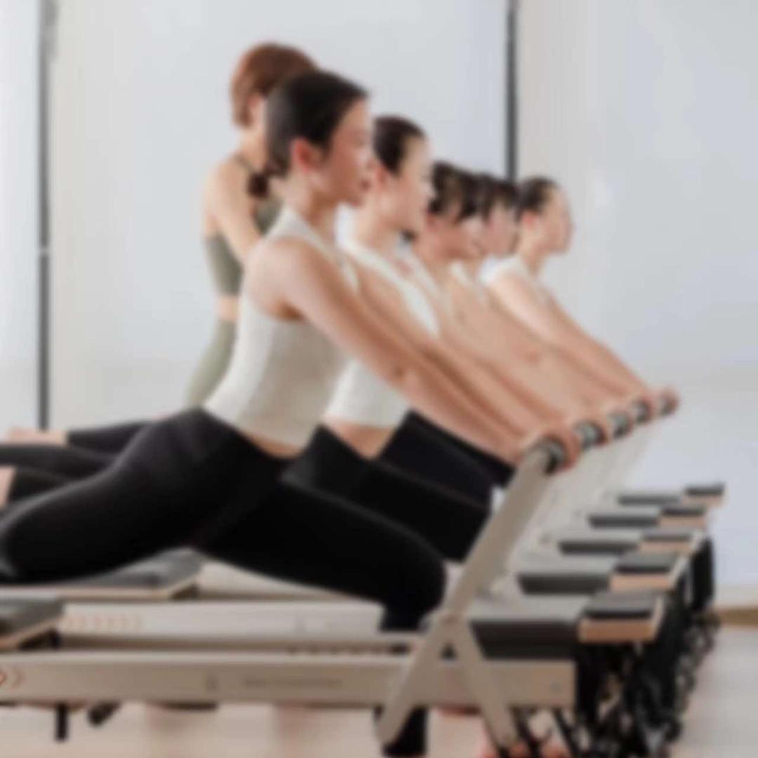 翘伽人瑜伽女子塑形  小潘