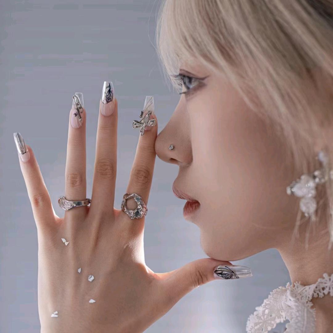 云慕穿戴美甲官方号