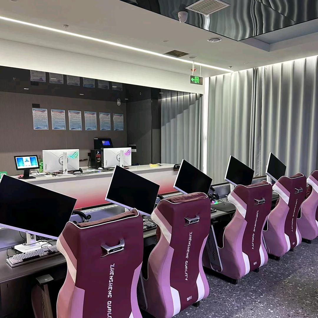 威伦斯电竞飓风店