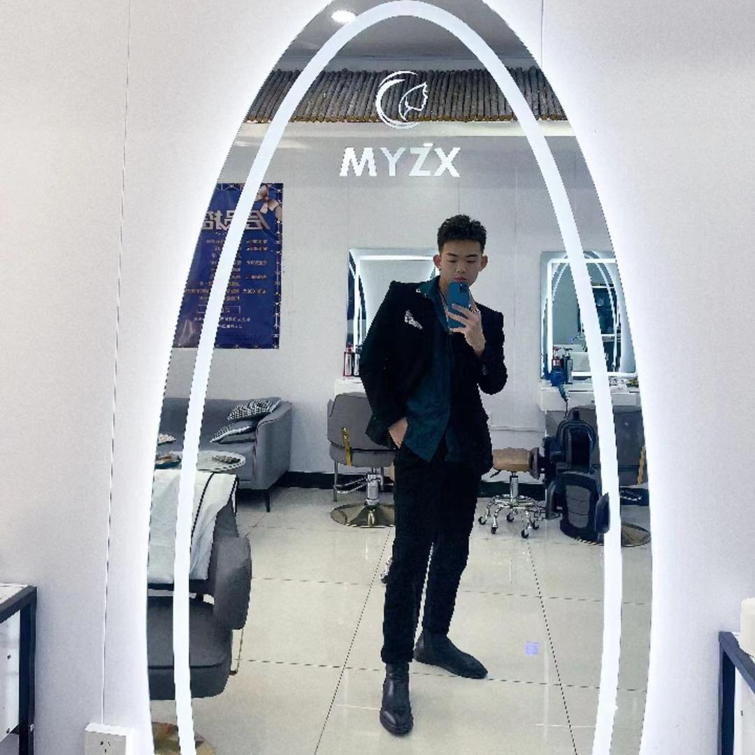 泰安市  慕易M&Y造型  店长《宇》