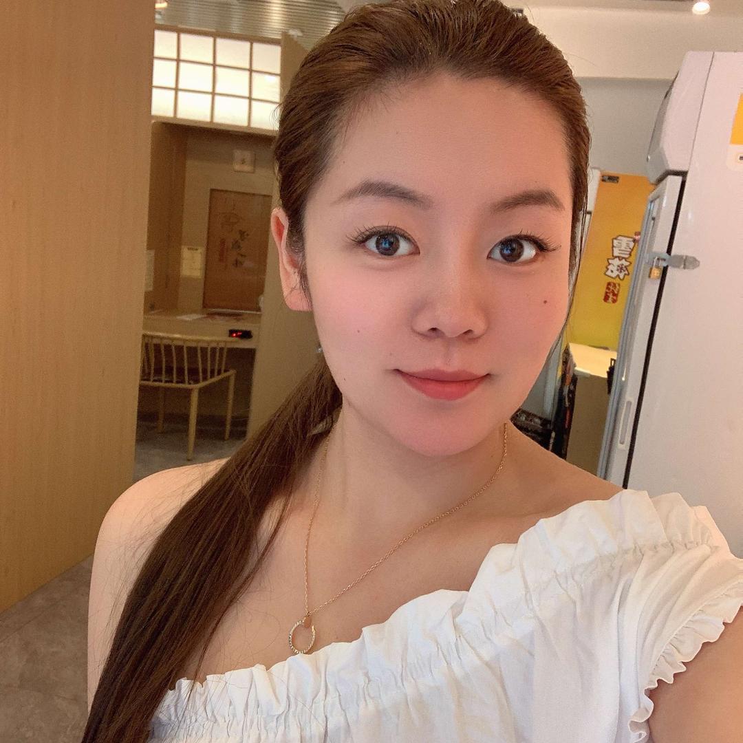 阜南深藏一味火锅·老板娘