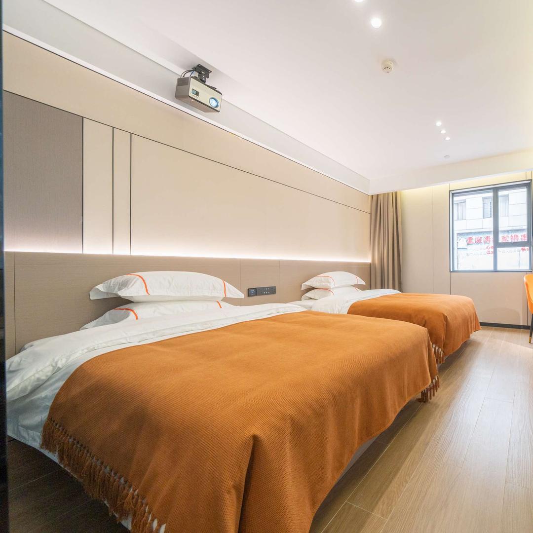 卡曼伊酒店(柳州五星步行街青云市场店)